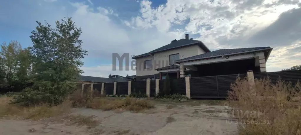 Дом в Волгоградская область, Волжский Строитель СНТ, ул. Доковая, 45 ... - Фото 1