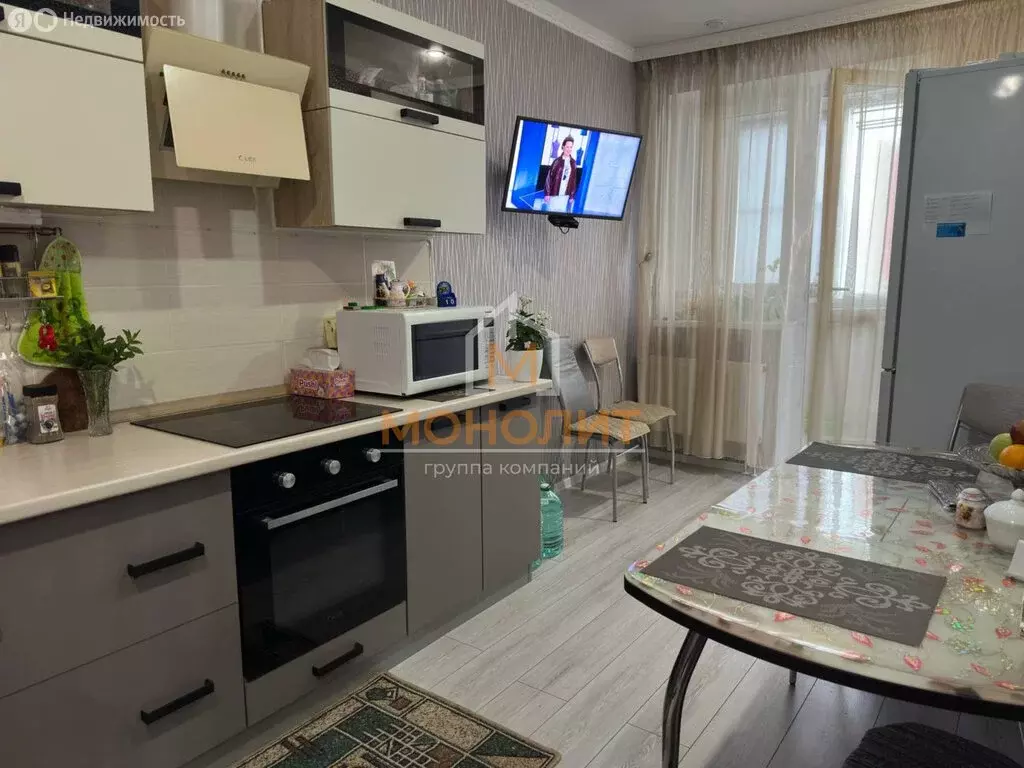 2-комнатная квартира: Горячий Ключ, улица Бабушкина, 36 (61.4 м) - Фото 0