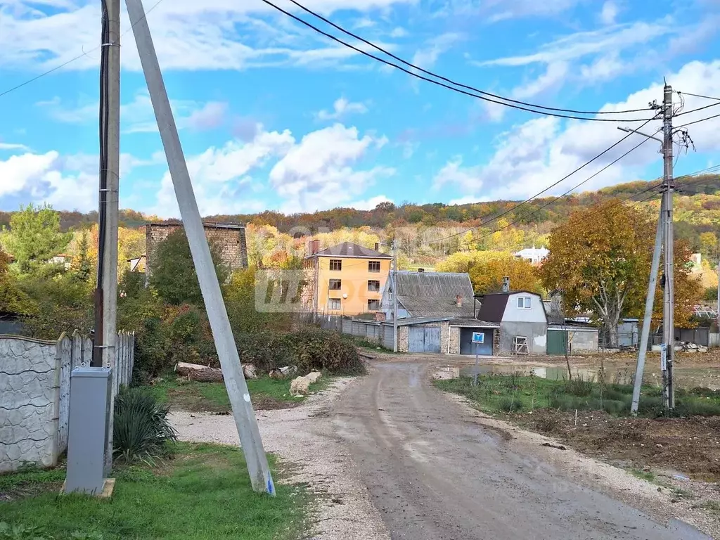 Участок в Севастополь с. Передовое, ул. Приклубная, 15 (16.0 сот.) - Фото 2