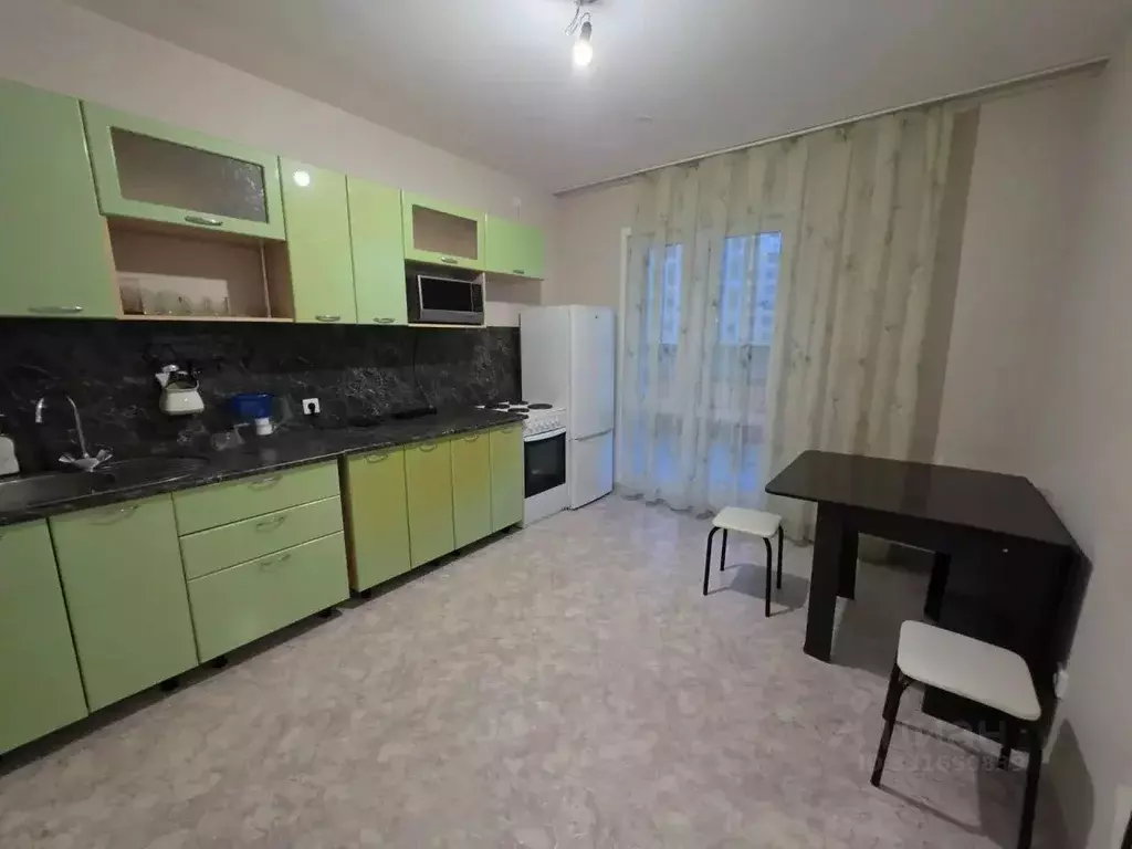 3-к кв. Татарстан, Казань ул. Альфии Авзаловой, 5 (80.0 м) - Фото 1