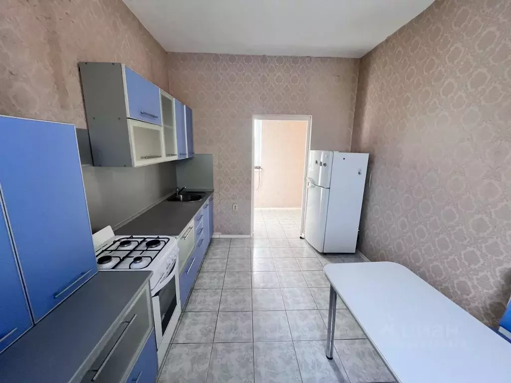 2-к кв. Ульяновская область, Ульяновск Казанская ул., 96А (70.0 м) - Фото 2