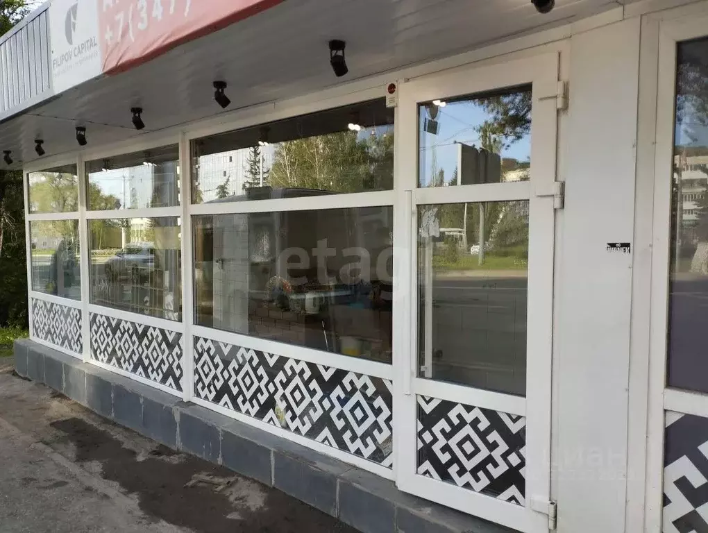 Торговая площадь в Башкортостан, Уфа ул. Комарова, 12 (34 м) - Фото 1