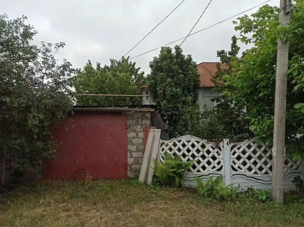 Дом в Белгородская область, Старооскольский городской округ, с. ... - Фото 1