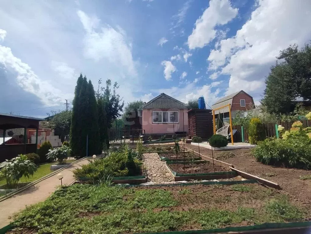 Дом в Саратовская область, Энгельсский район, Красноярское ... - Фото 2