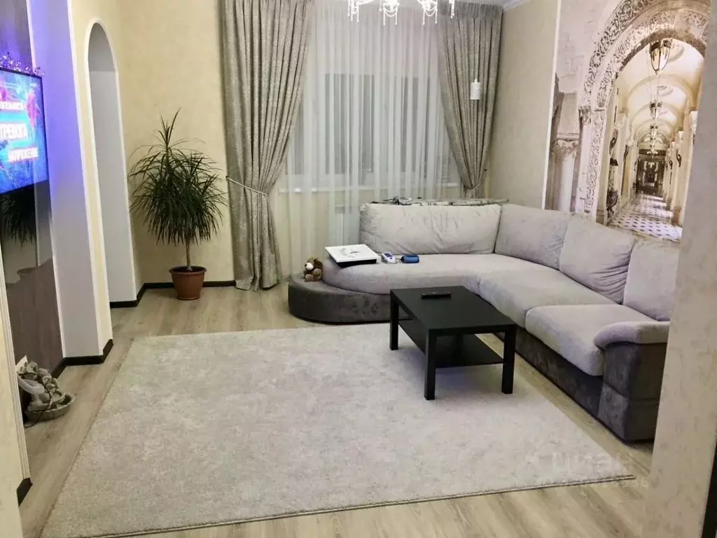 2-к кв. Белгородская область, Старый Оскол Степной мкр, 13 (85.0 м) - Фото 2