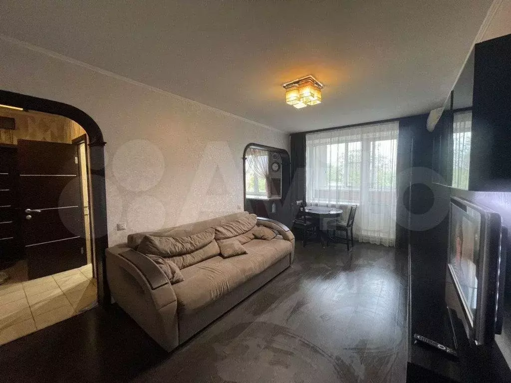 2-к. квартира, 45 м, 5/5 эт. - Фото 1