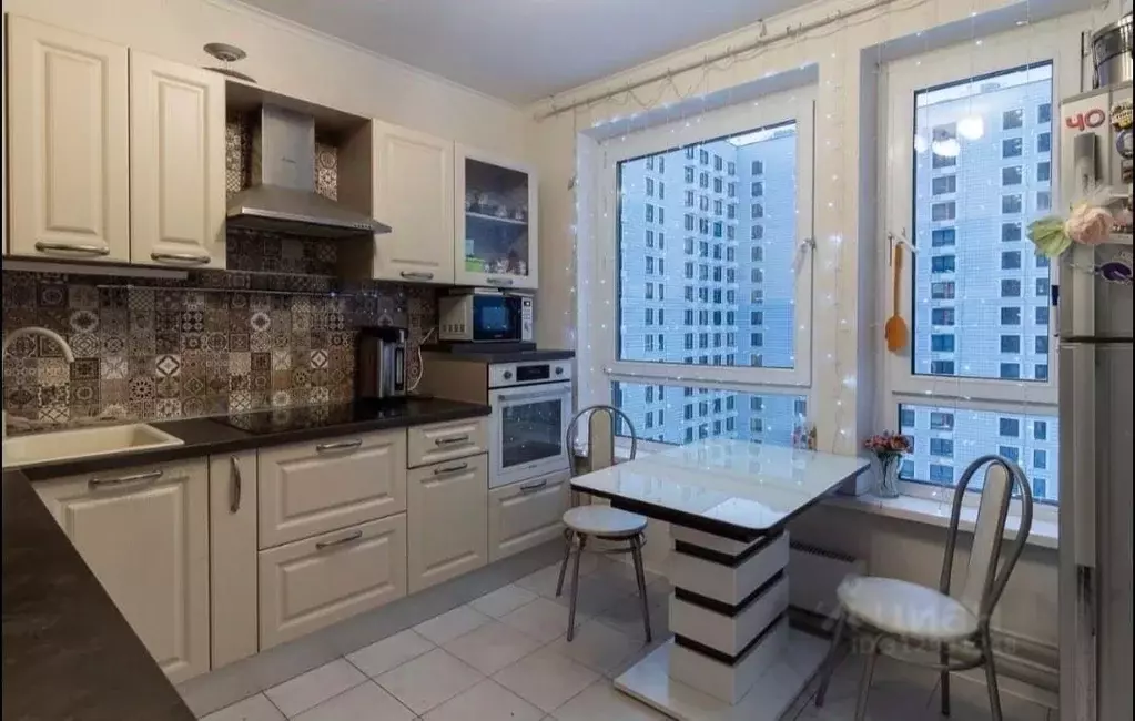 Продается 3-комнатная квартира - Фото 2