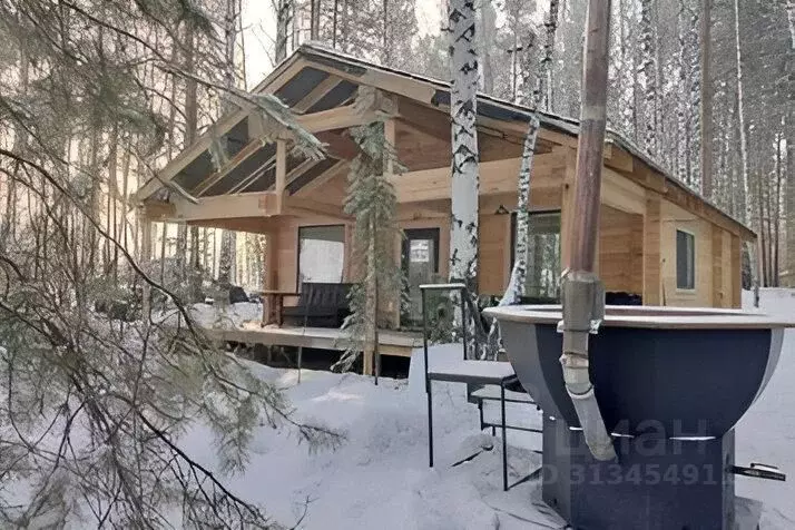 Дом в Свердловская область, Верхняя Пышма городской округ, пос. ... - Фото 1