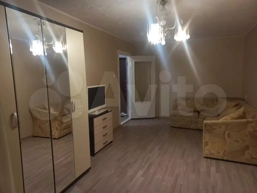 1-к. квартира, 36 м, 1/8 эт. - Фото 0