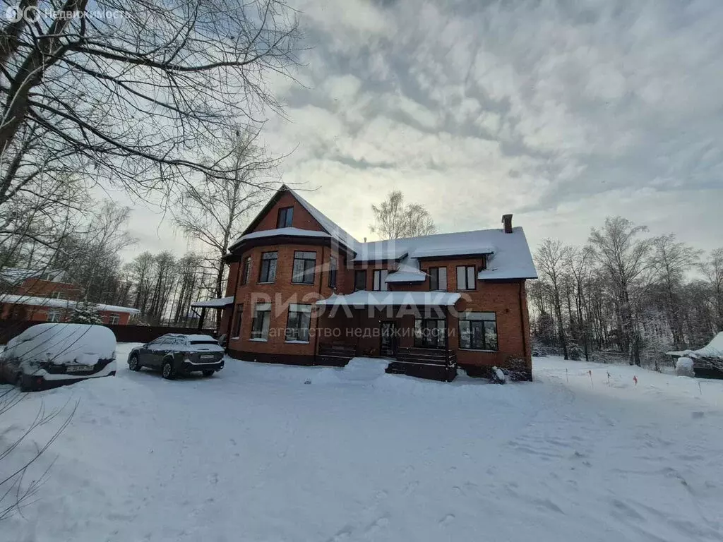 5-комнатная квартира: деревня Глаженка, 1-й Лесной проезд, 36 (334 м) - Фото 1