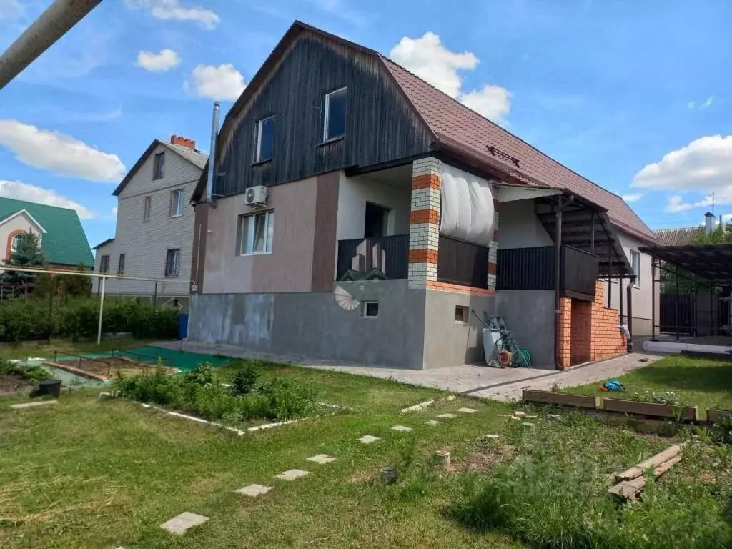 Дом в Саратовская область, с. Сторожевка ул. Южная, 26 (129 м) - Фото 1