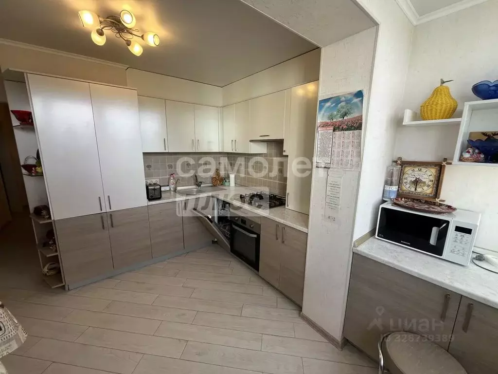 2-к кв. Смоленская область, Смоленск ул. Авиаторов, 4 (60.0 м) - Фото 1