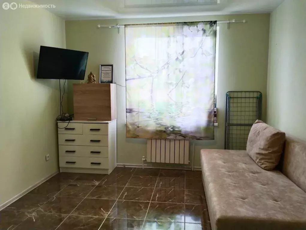 1-комнатная квартира: посёлок городского типа Стройкерамика, улица ... - Фото 1
