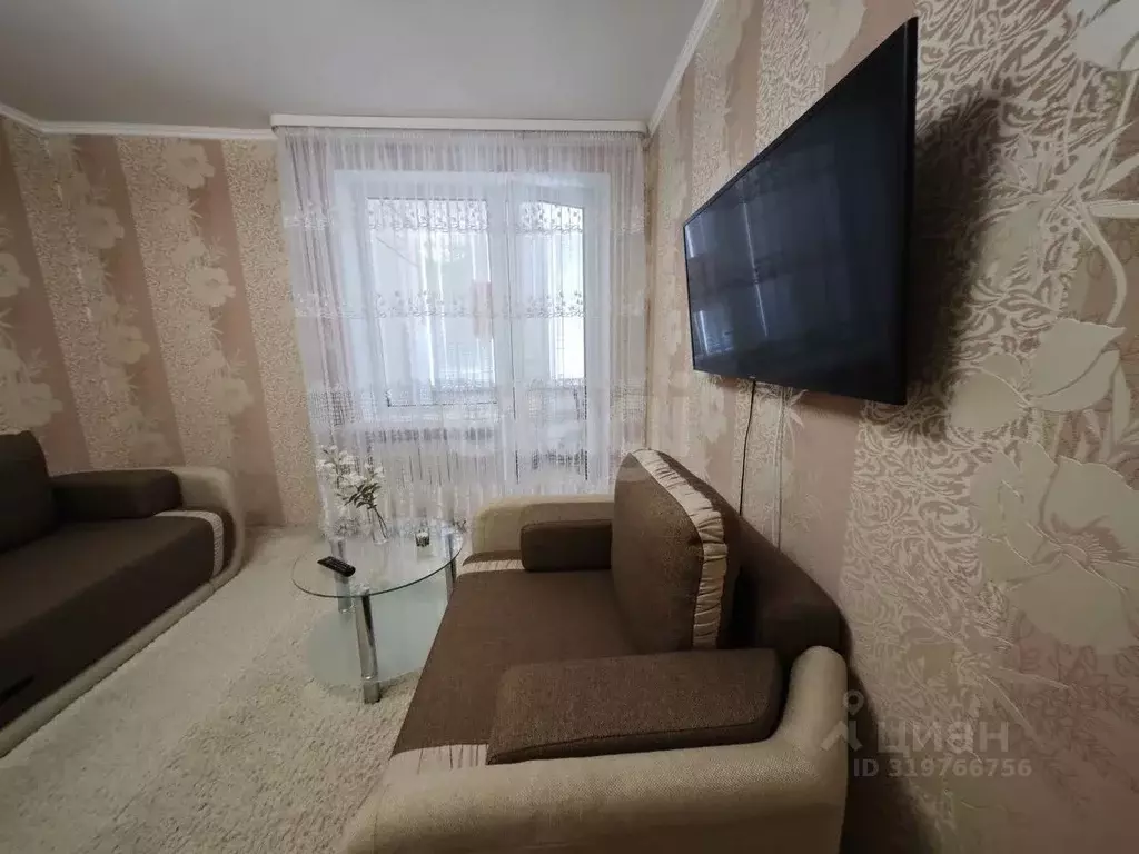 2-к кв. Крым, Сакский район, с. Фрунзе пер. Восточный (48.0 м) - Фото 1