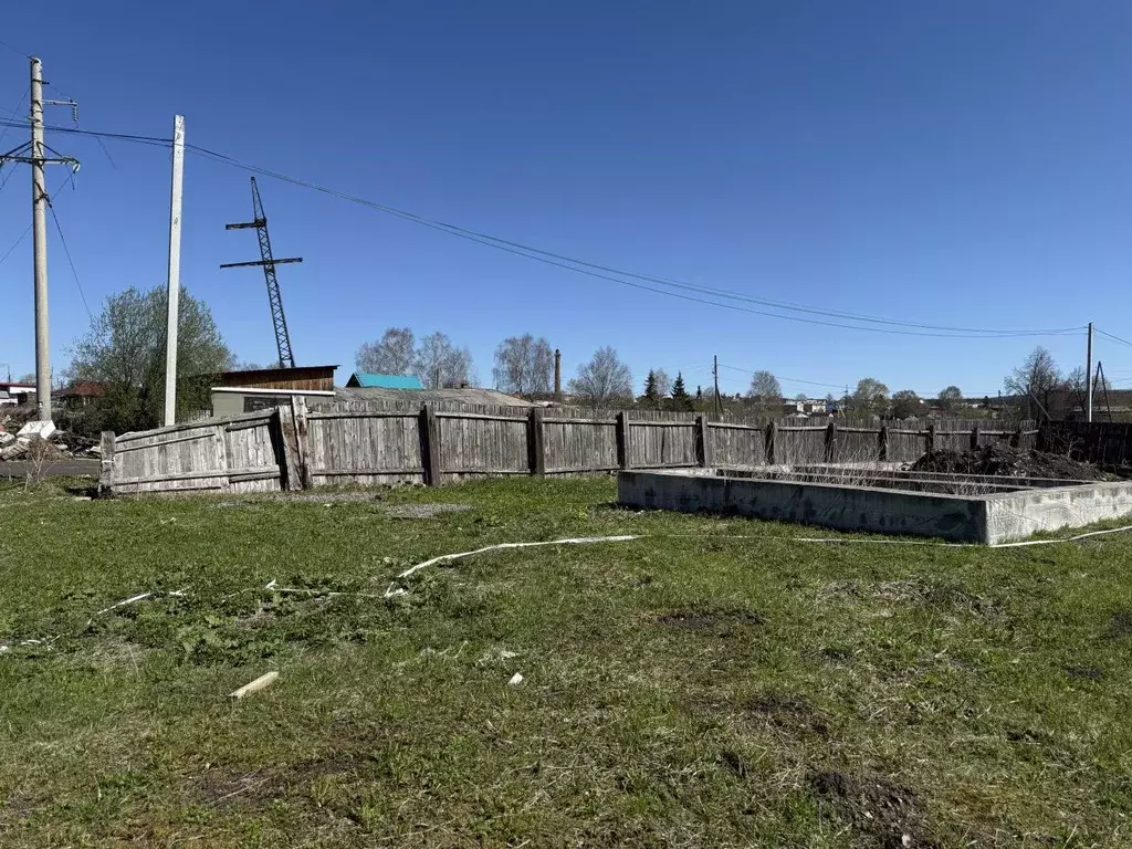 Участок в Свердловская область, Первоуральск муниципальный округ, пос. ... - Фото 1