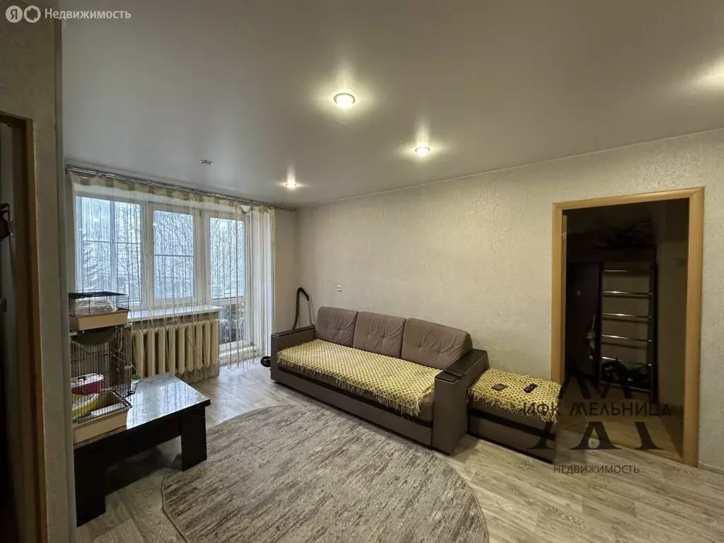 3-комнатная квартира: Полевской, Коммунистическая улица, 7 (53 м) - Фото 2