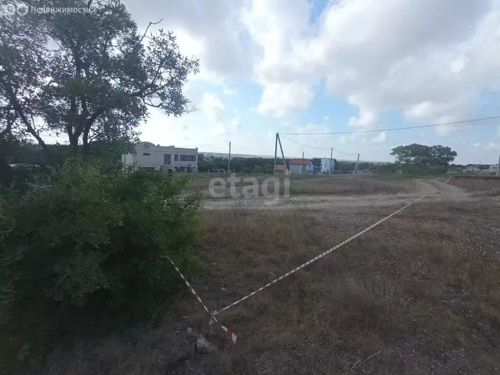 Участок в Черноморское, улица Амосова (6.3 м) - Фото 2