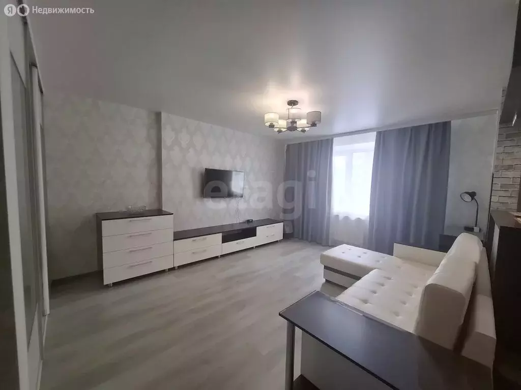 1-комнатная квартира: Чебоксары, улица Фридриха Энгельса, 1к2 (46.2 м) - Фото 1