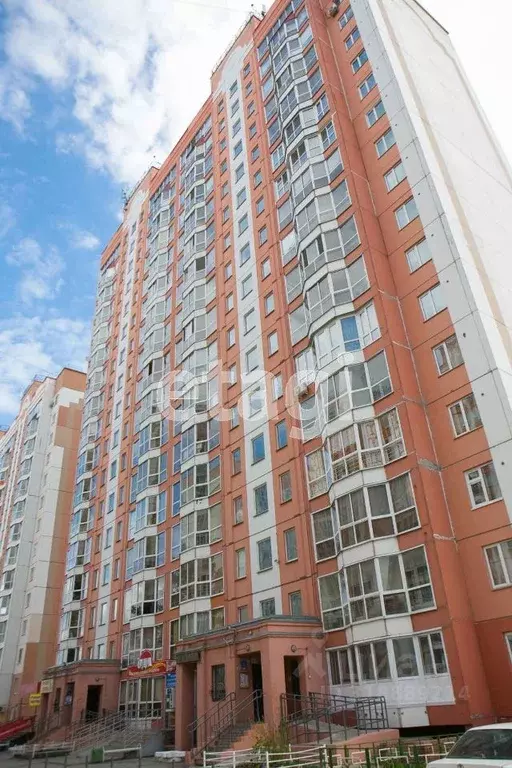 3-к кв. Томская область, Томск Овражный пер., 22 (80.0 м) - Фото 0