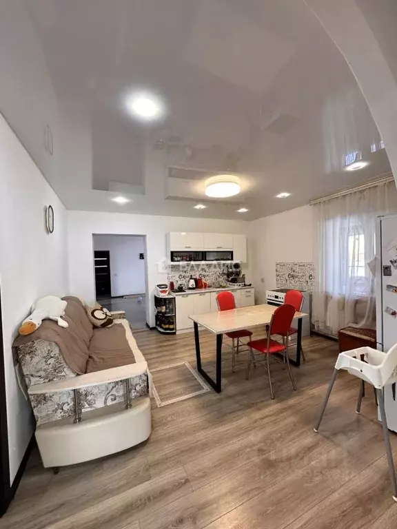 Дом в Бурятия, Иволгинский район, Иволгинское с/пос, пос. Тапхар, ... - Фото 1