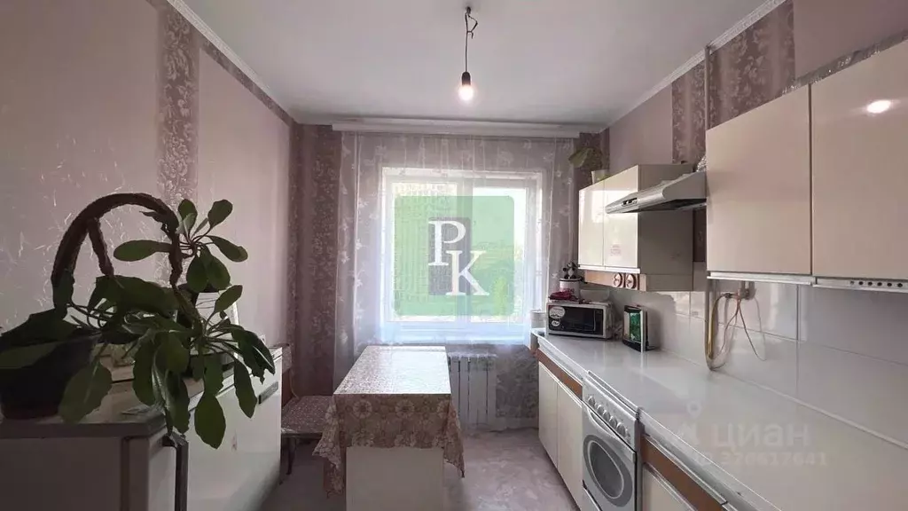 3-к кв. Крым, Симферополь ул. Воровского, 60 (60.2 м) - Фото 0
