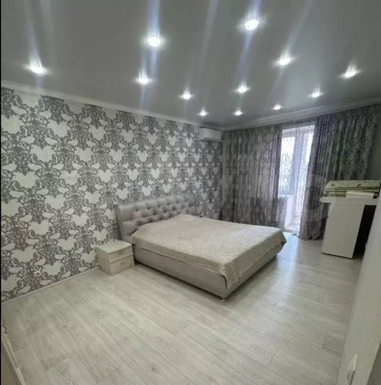 3-к. квартира, 100 м, 8/14 эт. - Фото 1