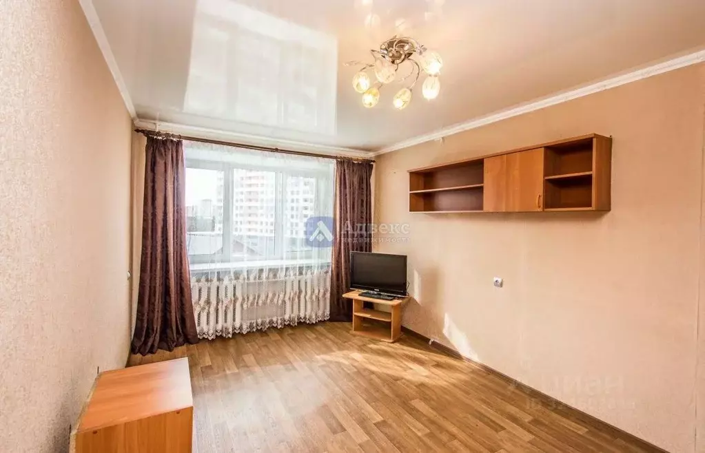 1-к кв. Тюменская область, Тюмень ул. Ватутина, 10 (29.2 м) - Фото 1