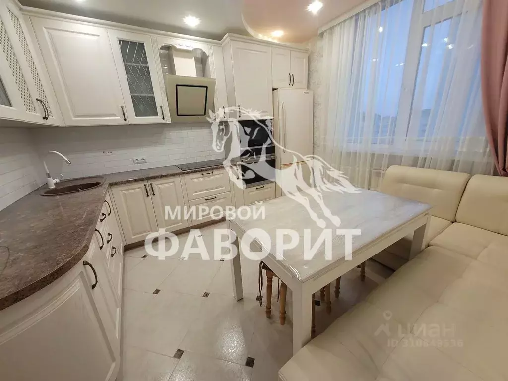 3-к кв. Оренбургская область, Оренбург Салмышская ул., 72 (87.0 м) - Фото 0