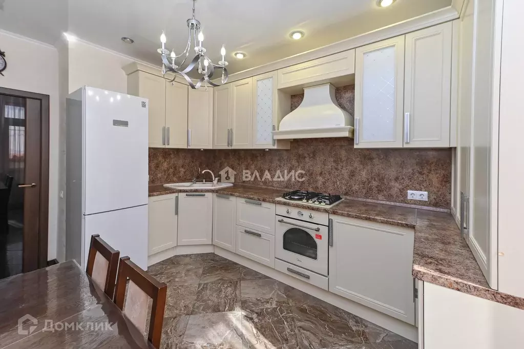 Продаётся 2-к квартира, 65 м - Фото 1
