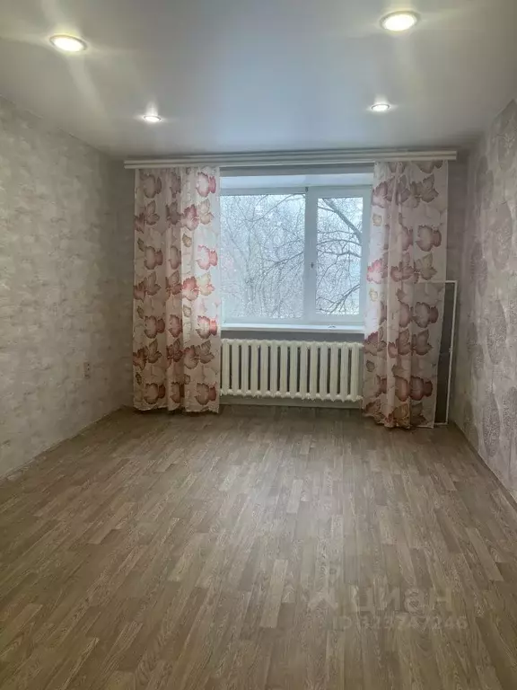 Комната Курганская область, Курган Заозерный жилрайон, 1-й мкр, ул. ... - Фото 1