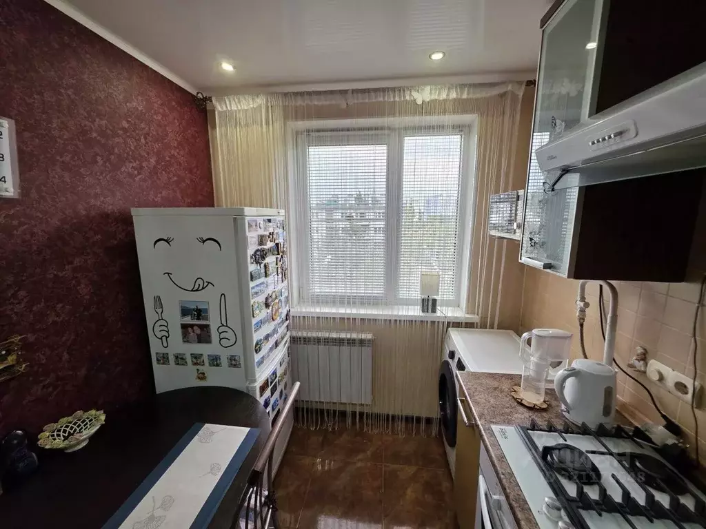 3-к кв. Астраханская область, Астрахань ул. Михаила Луконина, 10 (46.6 ... - Фото 0