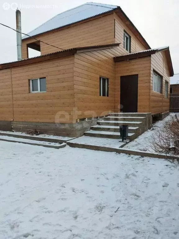 Дом в село Сотниково, улица Шункова П.И. (152 м) - Фото 1