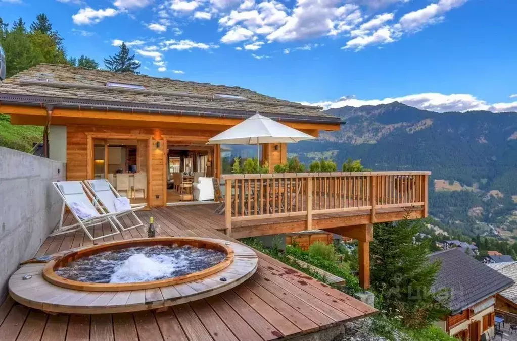 Дом в Краснодарский край, Сочи Красная Поляна пгт, ул. Защитников ... - Фото 1