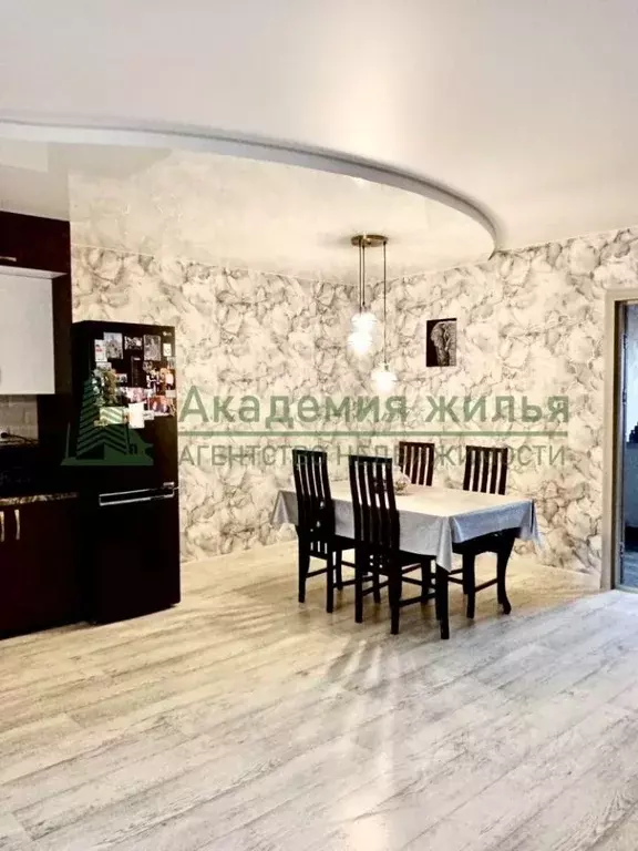 Дом в Саратовская область, Ровенский район, с. Привольное Советская ... - Фото 1