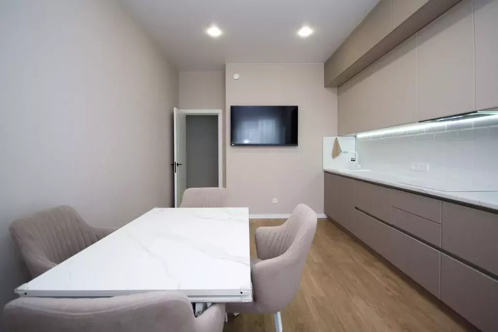 Продаётся 2-к квартира, 76.4 м - Фото 0