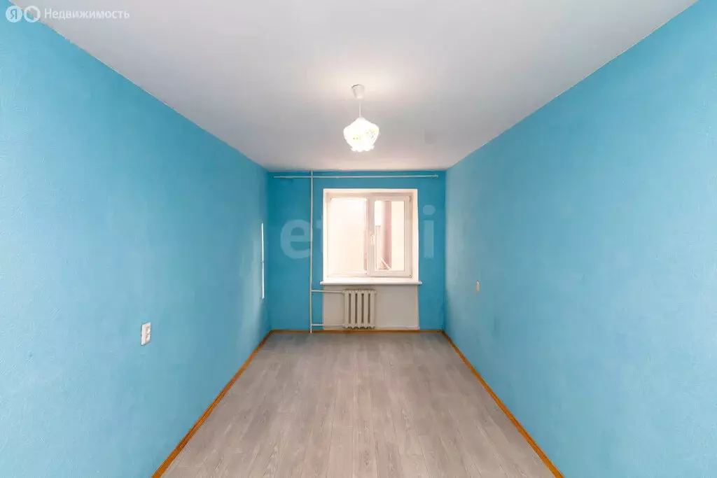 2-комнатная квартира: Тюмень, улица 50 лет Октября, 66 (44.5 м) - Фото 2