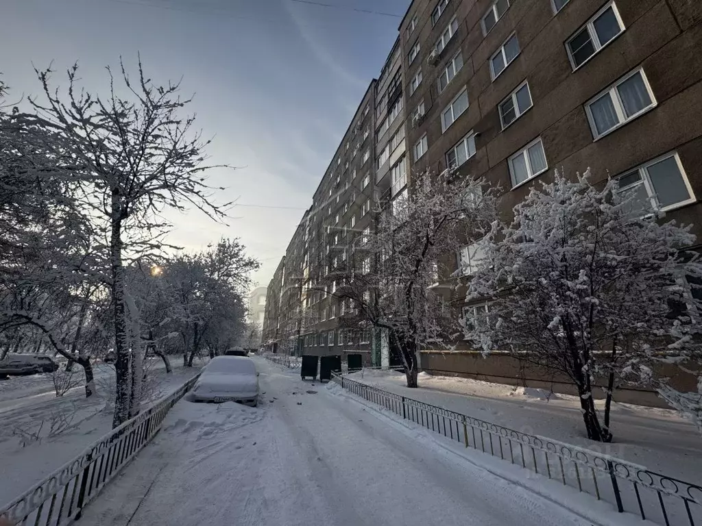 1-к кв. Красноярский край, Красноярск Свердловская ул., 37 (28.3 м) - Фото 1