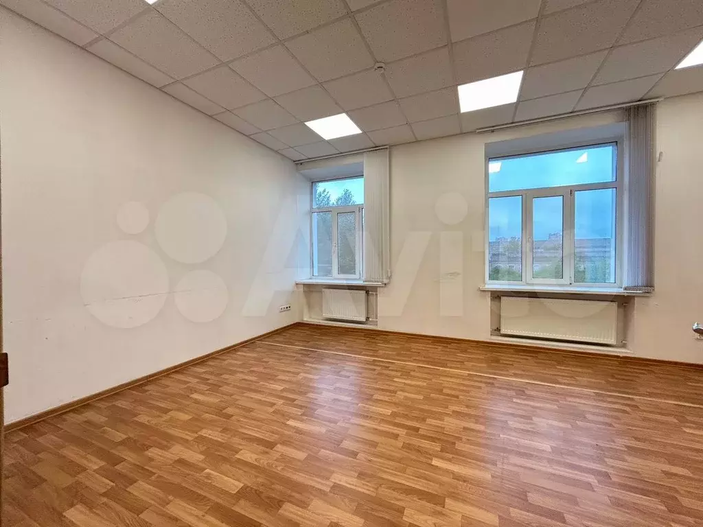Офисный блок 435 м у метро, 24/7 - Фото 1