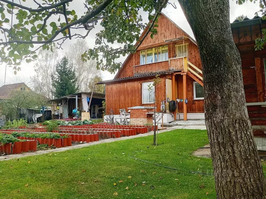 Дом в Хакасия, Майна рп ул. Набережная (82 м) - Фото 1