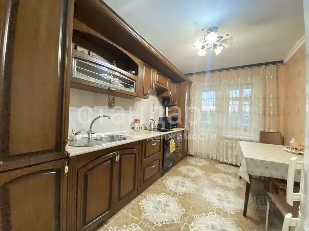 3-к кв. Ставропольский край, Ессентуки ул. Грибоедова (66.9 м) - Фото 0