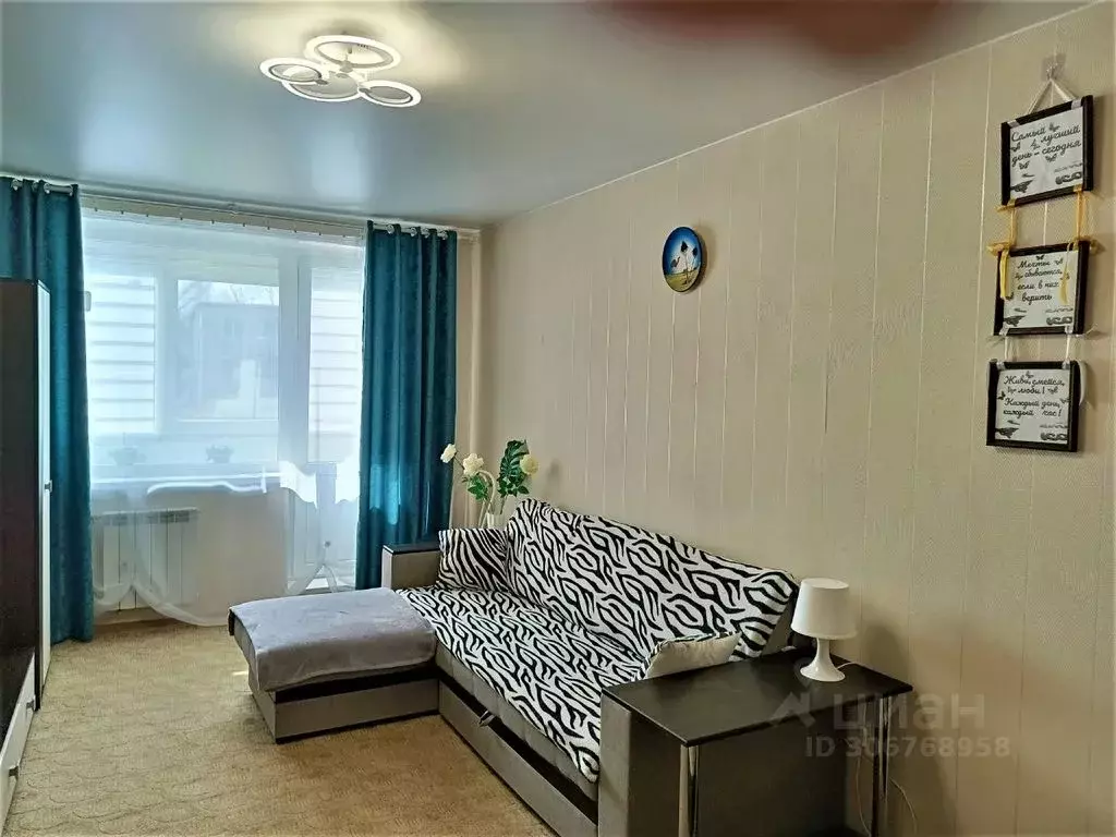 1-к кв. Ленинградская область, Гатчина ул. Радищева, 14 (40.0 м) - Фото 1