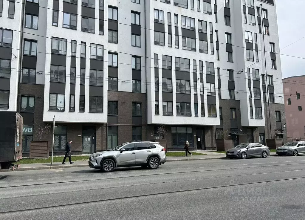 Торговая площадь в Санкт-Петербург Лесной просп., 23А (82 м) - Фото 1