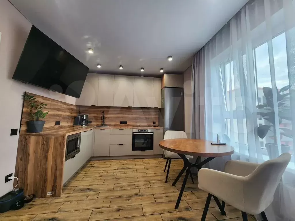 1-к. квартира, 45 м, 7/9 эт. - Фото 1