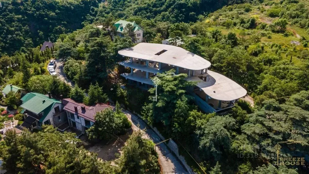 Дом в Крым, Алушта муниципальный округ, с. Кипарисное ул. ... - Фото 0