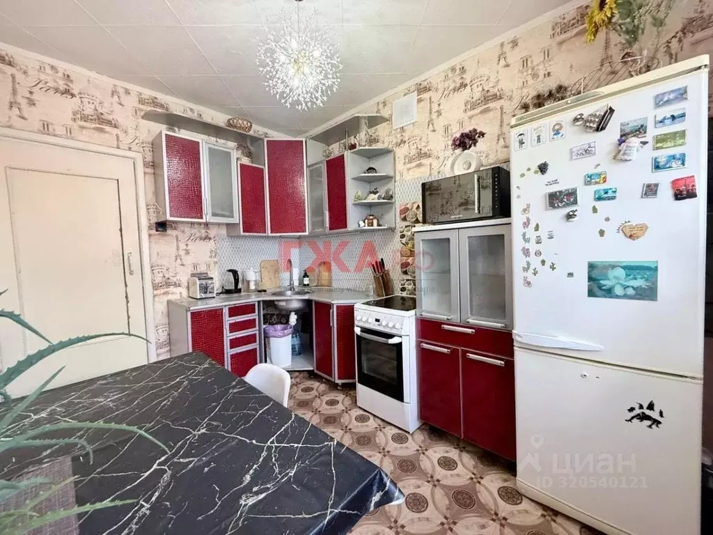 3-к кв. Саха (Якутия), Нерюнгри просп. Геологов, 61/1 (68.8 м) - Фото 1