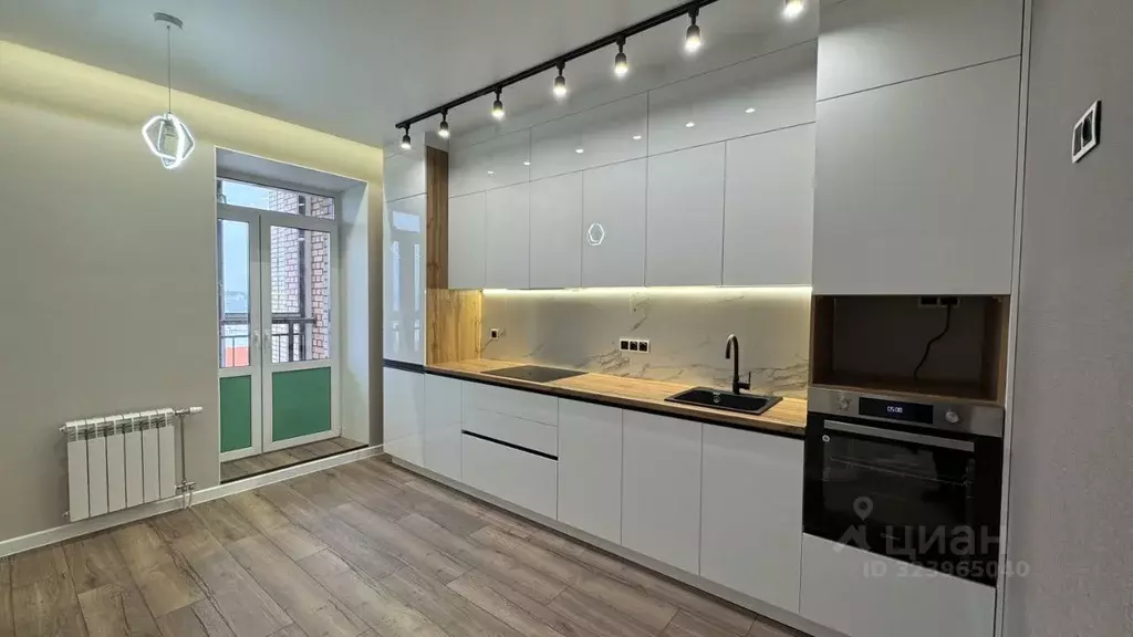 2-к кв. Омская область, Омск ул. А.Н. Кабанова, 2 (56.0 м) - Фото 1