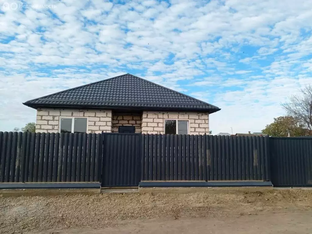 Дом в станица Воронежская, улица Калинина (85.4 м) - Фото 0