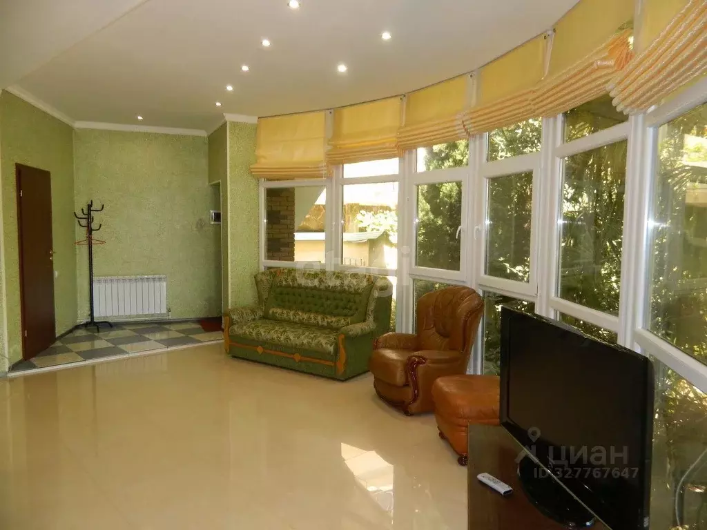 Дом в Крым, Ялта муниципальный округ, Гаспра пгт ш. Алупкинское, 74Н ... - Фото 2