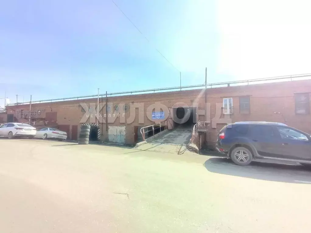 Гараж в Новосибирская область, Новосибирск Военная ул., 8/14 (23 м) - Фото 1