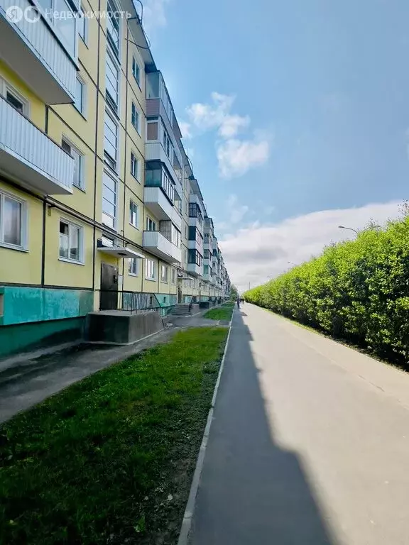 3-комнатная квартира: Северодвинск, улица Карла Маркса, 23 (63 м) - Фото 1